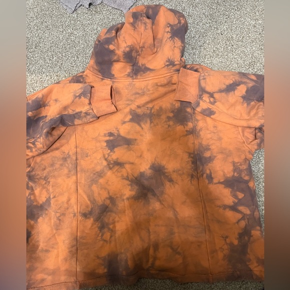 I Am Gia Tatiana Oversized Hoodie - Picture 5 of 7